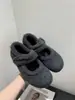 Zapatos Birkenstock que aumentan la altura 2026 nuevo estilo de invierno forrados de felpa engrosados grises Mary Jane zapatos de pelo para mujer ropa de exterior zapatos de lana y algodón coreanos