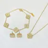 Conjunto de Pulseras de Trébol de Cinco Hojas con Diamantes, Conjunto de Cuatro Piezas, Pendientes de Flor de Zirconia de Trébol de Cuatro Hojas, Collar Incrustado con Diamantes, Conjunto de Cuatro Piezas de Trébol de Cuatro Hojas