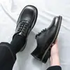 Zapatos de Cuero para Hombre Estilo Nuevo 2025 con Acabado Pulido, Punta Puntiaguda, Zapatos Derby Estilo Británico, Calzado Casual de Negocios Formal, Talla Grande, Zapatos de Boda para Novio