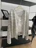 Cárdigan petite de estilo coreano a rayas negras y beige para mujer, otoño 2026, algodón con tacto a lino, cuello redondo, manga larga, camiseta versátil para usar como capa base