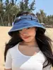 Chapéu de Aba em Jeans Novo Estilo 2026 para Mulheres, Chapéu de Sol para o Verão, Chapéu Bucket para Afinar o Rosto, Versátil e Fashion para Férias na Praia