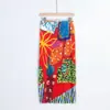 Saia Midi de Verão Feminina Estilo Issey Miyake Mais Vendida no Xiaohongshu com Estampa Graffiti Única, Cintura Alta, Saia Reta Solta