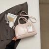 A popular bolsa Boston deste ano para mulheres outono e inverno 2025 nova bolsa de ombro único mensageiro nicho bolsa travesseiro portátil casual