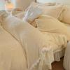 Juego de cama de cuatro piezas de terciopelo coral de leche engrosado de doble cara, ropa de cama de franela de invierno, falda de cama más gamuza, sábanas, funda de edredón
