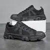 Novos sapatos de proteção para o trabalho são antiderrapantes, resistentes ao desgaste, com sola macia, confortáveis, duráveis, adequados para trabalho em canteiro de obras, treinamento e trabalho, sapatos de lona respiráveis atacado