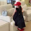 Conjunto de Vestido Jeans Duas Peças para Meninas Primavera/Verão 2026 Colete Versátil Conjunto Listrado Estilo Jovem