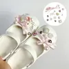 Accesorios para zapatos tipo ballet perforados DIY, accesorios de perlas y pedrería, hebillas de zapato desmontables de alta gama y decoraciones para la superficie del zapato