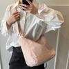 Bolsa de Ombro Casual da Moda para Mulheres 2025 Nova Versátil para o Dia a Dia Bolsa Tote Transversal Comércio Exterior Simples Cor Sólida