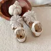 Sandálias Infantis Decoração de Fogos de Artifício Sapatos da Moda com Biqueira Fechada Verão 2026 Menina Combinação com Vestidos Formais Sola Macia Antiderrapante Sapatos de Princesa
