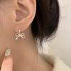 Pendientes de lazo con diseño de nicho, pendientes de alta gama, nuevos 2024, pendientes con hebilla explosiva, elegantes pendientes para mujer.