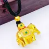 Loja de Ouro Mesmo Estilo Areia Dourada Esmalte Diamantado Elefante Auspicioso Pingente Novo Estilo Chinês Estilo Nacional Elefante Cravejado de Diamantes Corrente de Suéter Atacado