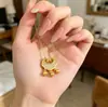 Exquisito Collar de Mariposa para Mujer, Lujo Ligero Nicho Diseño de Alta Gama Collar Corazón Mágico, Estilo de Hada Gargantilla Fresca y Delicada
