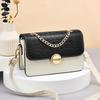 Bolso Nicho de Lujo Ligero de Alta Gama para Mujer 2022 Verano Moda ins Cadena Hombro Cruzado Bolso Pequeño Cuadrado Combinable