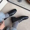 Zapatos pequeños de piel de vaca de estilo romano, estilo europeo y americano, primavera 2025, tacón bajo grueso, cabeza cuadrada, boca profunda, de una sola capa para mujer