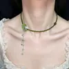 Colar de franja com contas florais verde fresco estilo floresta para mulheres, novo acessório de corrente para clavícula em camadas de nicho primavera-verão