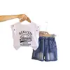 Conjunto de Colete de Moda de Verão para Meninos 2026 Novo Estilo de Verão Colete Sem Mangas com Letras Conjunto de Duas Peças Roupa da Moda para Bebês Meninos