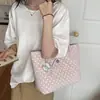 Bolsa Tote de Bolinhas com Laço para Mulheres 2026 Nova Bolsa de Mão de Grande Capacidade Bolsa de Ombro Versátil Bolsa para Estudantes Aula Trabalho