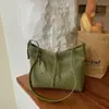 Bolso tejido retro de gran capacidad para mujer, nuevo bolso tote de moda coreana 2026, bolso grande simple para hombro o axila
