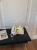 Bolso acolchado de estilo coreano inspirado en Chanel para mujer, nuevo bolso de hombro de lujo ligero 2026, bolso cruzado de nicho
