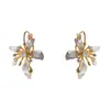 Brincos de Metal com Pétalas Incrustadas de Diamante, Design Simples, Transfronteiriços Europeus e Americanos, Femininos, Leves, Luxuosos, Doces e Versáteis, Atacado de Brincos