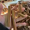 Peça de Cabo de Bambu Sólido com Couro Vermelho Gravado Material Antigo Jade Puro Bambu Pingente Jade Sólido Bambu Alta Densidade