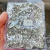 Atacado do Fabricante Joias de Diamante para Nail Art K9 Diamantes Grandes Acessórios para Unhas Joias DIY Misturadas Prata Branco Fundo Plano Joias Adesivos de Diamante