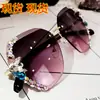 Gafas de Sol Estilo Nuevo 2026 para Mujer, Anti-UV, Protección Solar, Adelgazantes para Rostro Redondo, Populares Gafas de Sol con Pedrería para Mujer, Tendencia Estilo Coreano Ins