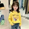 Primavera/Outono 2026 Novo Top Infantil de Bebê Super Bonito 100% Algodão Outono Inicial Camiseta Manga Longa com Estampa de Desenho para Meninas