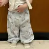 Ropa de bebé 25 verano nueva camiseta de manga corta para bebé súper linda con estampado de dibujos animados pantalones anti-mosquitos conjunto de dos piezas estilo occidental