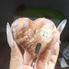 Piedra Bruta de Cristal Natural Forma de Corazón Juguete Pieza Portátil en Forma de Corazón Manualidad de Cristal Decoración del Hogar Adorno de Piedra