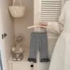 Calça Legging Listrada Flare para Bebê Outono Roupa para Meninas Calça de Cintura Elástica Primavera e Outono Roupa Externa Versátil para Bebê Calça Longa
