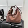 Bolsa de Tecido Pelúcia Grande Capacidade Transfronteiriça para Mulheres, Nova Bolsa Versátil de Ombro e Transversal Outono/Inverno 2026, Bolsa Tote para o Dia a Dia