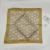 Pañuelo cuadrado estampado de leopardo bufanda coreana femenina de seda versátil pañuelo para el pelo bufanda retro flor de anacardo pañuelo cuadrado pequeño venta al por mayor