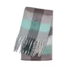 Novo Cachecol Ac-Style Outono e Inverno para Mulheres, Xale Grosso Xadrez Dupla Face com Padrão Colorido de Quatro Quadros