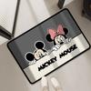 Alfombra de baño Mickey absorbente antideslizante de tierra de diatomeas alfombra suave para el hogar resistente a las manchas alfombra para el piso entrada inodoro baño