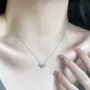 Colar Estrela Minimalista de Luxo Leve da Moda para Mulheres, Corrente de Clavícula de Temperamento Exquisita e Simples, Acessório de Joia de Design de Nicho