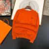 Moda marca peito bordado letras elegante simples pescoço redondo suéter quente outono e inverno Juventude leve luxo all-matching homens suéter