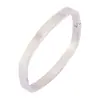 Joyería de moda europea y americana pulsera cuadrada de acero inoxidable para hombre y mujer fábrica suministro primario estilo transfronterizo al por mayor en stock