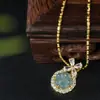 Collar de Jadeíta Birmana Natural Grado A Flor de Agua Azul, Moderno y Elegante, Lujo Ligero, Estilos Diversos, Único en su Tipo 9088