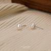 Aretes de Plata de Ley S999 Perla Natural de Agua Dulce Pequeña para Mujer Estilo Mini Simple Sentido de Alta Gama Estilo Japonés y Coreano Poste de Oreja No Alérgico