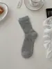 Calcetines de Mujer Zhuji Primavera y Verano Finos Sin Costuras de Algodón Transpirables Absorbentes de Sudor Calcetines de Media Pantorrilla para Mujer de Moda Versátiles Calcetines Holgados