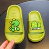 Ropa de Casa de Verano para Niños Baño Bañera Antideslizante Suela Suave Dibujos Animados Lindos Niños y Niñas Bebé Niños Pantuflas de Dinosaurio