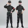 Uniformes Camuflados Infantis para Meninos e Meninas, Macacões Sapo para Alunos do Ensino Fundamental, Uniformes de Apresentação para Jardim de Infância, Uniformes de Treinamento Militar, Acampamentos de Verão, Roupas de Primavera e Outono para Atividades ao Ar Livre