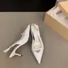 Nuevo modelo de sandalias de tacón alto de una sola tira sin espalda, impresionantes zapatos de tacón alto para mujer con tacón fino y punta fina