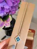 Collar Pulsera Pendientes Trébol de Cuatro Hojas Azul Fósforo Estilo Retro Italiano Set de Flores Joyería de Mano Versátil de Gama Alta