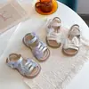 Sandalias para Niñas 2026 Verano Nuevas Infantiles Suela Suave Punta Abierta Elegantes Versátiles Zapatos de Princesa Zapatos de Bebé con Moño