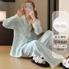 Pijama de primavera e outono para mulheres, de manga comprida, perna comprida, conjunto de cardigã floral doce estilo japonês, estilo coreano, moderno, com sutiã embutido, roupa de casa