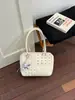 Bolsa de pan de gran capacidad retro estilo coreano transfronteriza, bolso nuevo para mujer con un diseño único, bolso de nicho para el día a día, bolso cruzado para el hombro, moderno