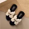 Pantuflas mullidas de cuento de hadas estilo coreano para mujer, nueva colección otoño/invierno 2026, pantuflas de algodón planas de moda y populares