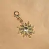 Flor de zapato dorado transfronteriza Accesorios decorativos de alta gama Zapatos de entrenamiento moral deportivo Cadena de talón con lazo de perlas de fragancia pequeña